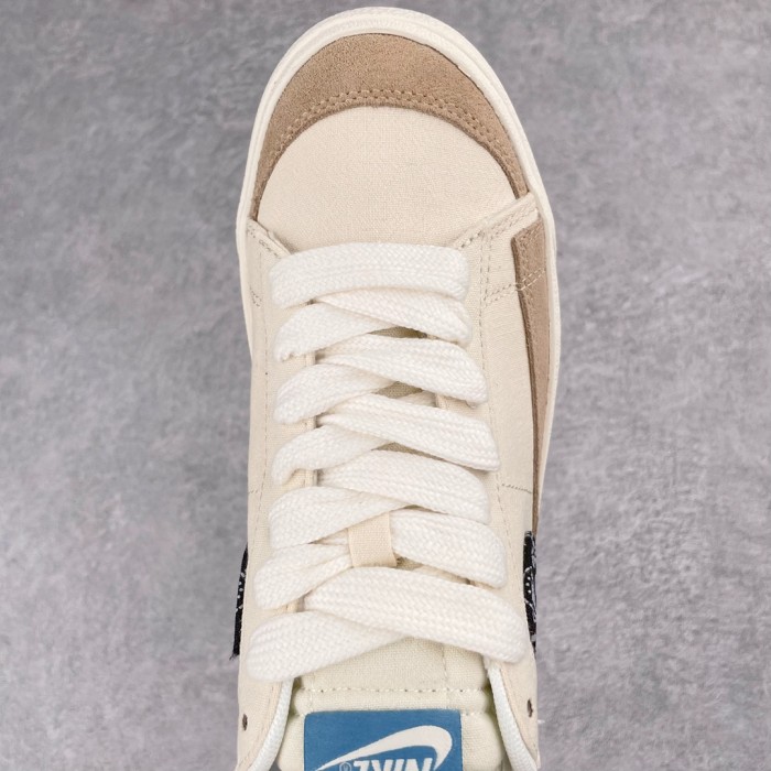 Nike Blazer Low Paisley Swoosh