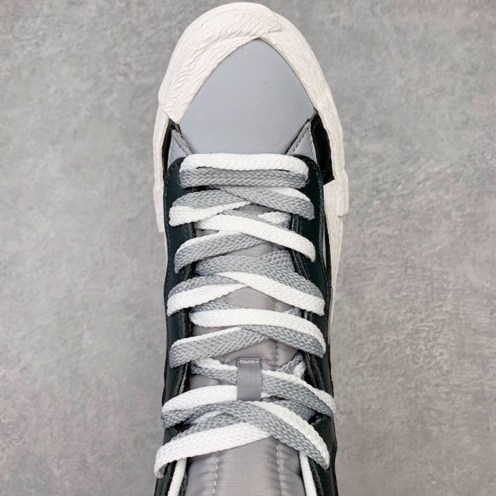 Nike Blazer Mid sacai Black Grey