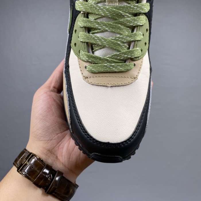 Nike Air Max 90 Lahar Escape