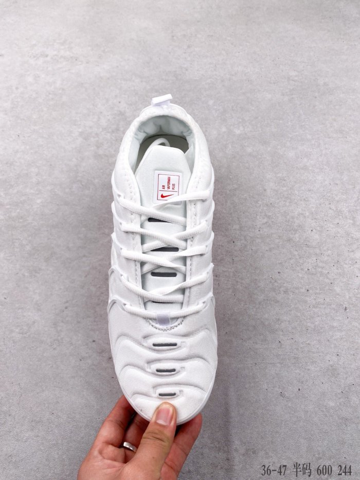 Nike Air VaporMax Plus Whtie Red