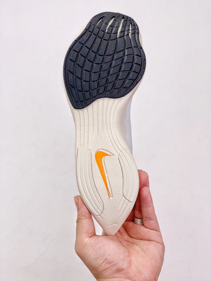 Nike ZoomX Vaporfly NEXT% 2 White Black