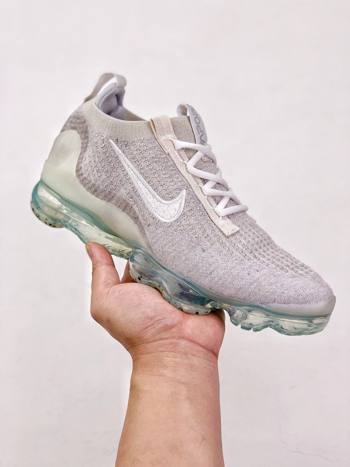 Nike Air VaporMax 2021 FK Light Bone (Women's)