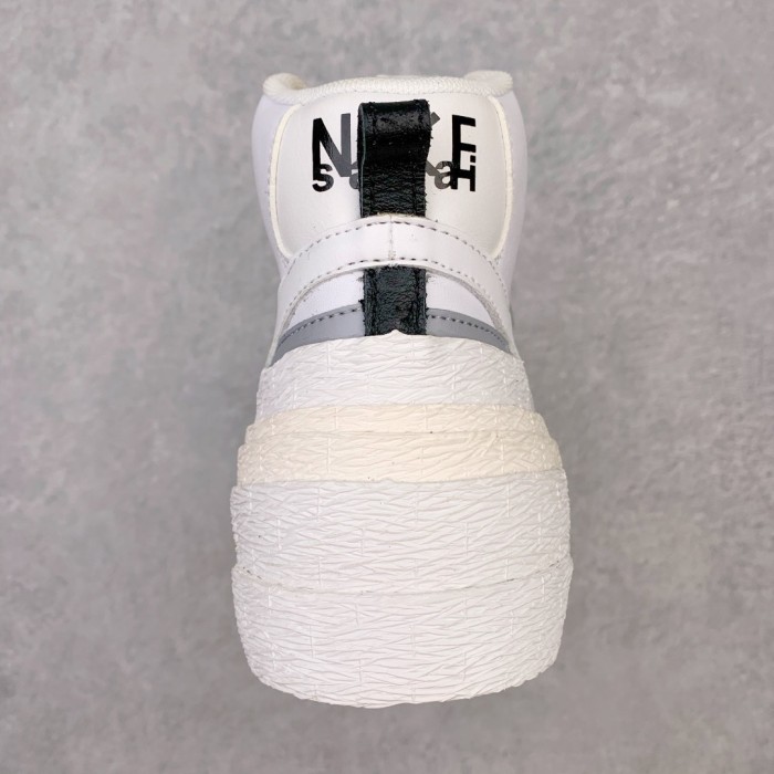Nike Blazer Mid sacai White Grey