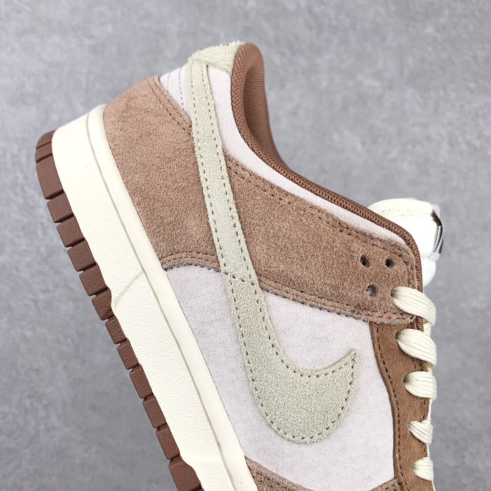 Nike Dunk Low Medium Curry