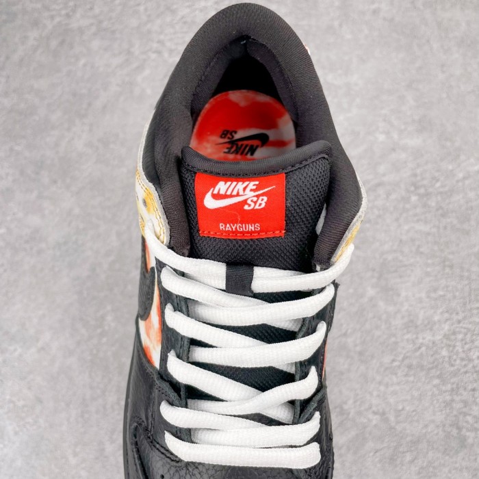 Nike Dunk SB Low Raygun Tie-Dye Black