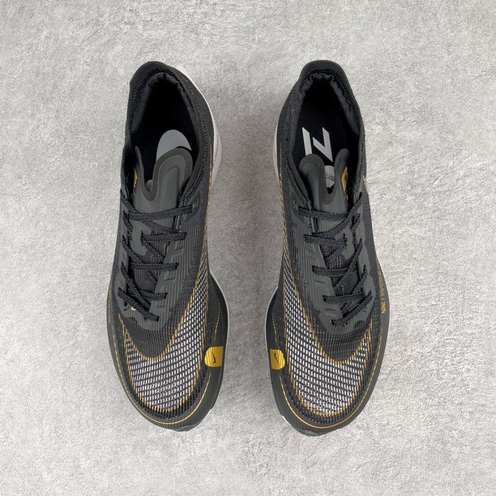Nike ZoomX Vaporfly NEXT% 2 Black Metallic Gold Coin