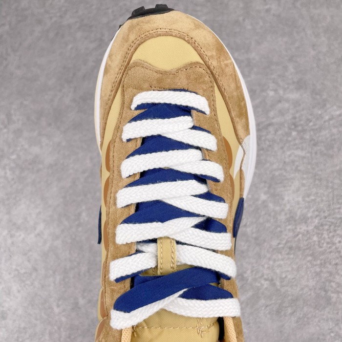 Nike Vaporwaffle sacai Sesame Blue Void