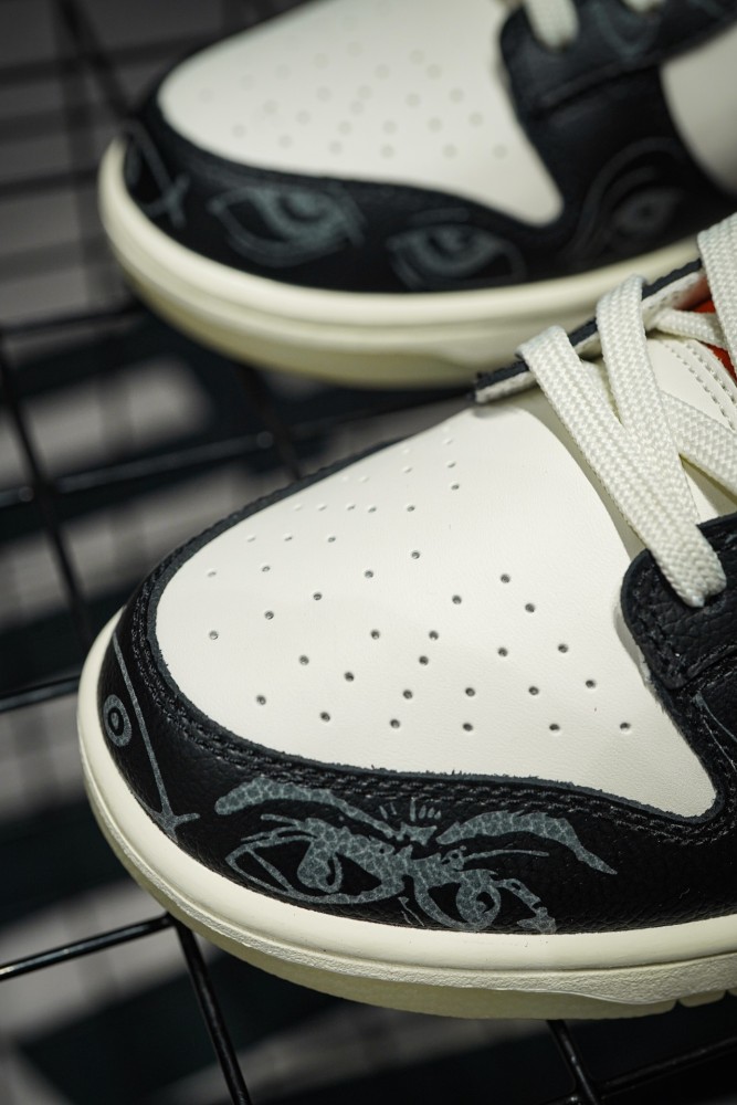 Nike Dunk Low PRM Halloween (2021)