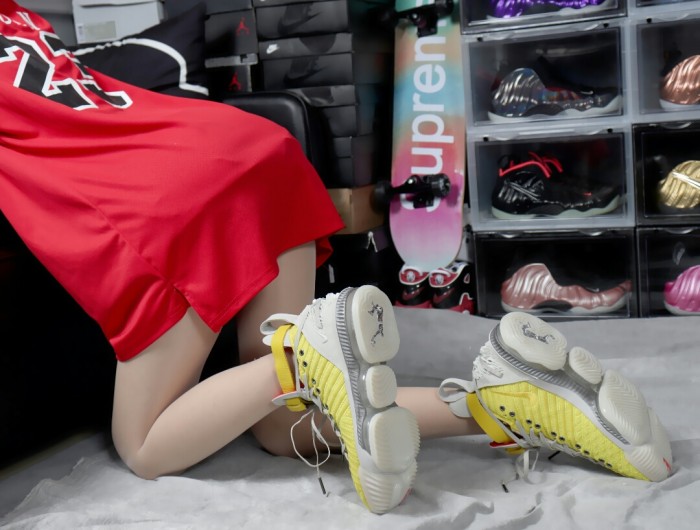 Nike LeBron 16 Harlem Fashion Row Harlem Stage