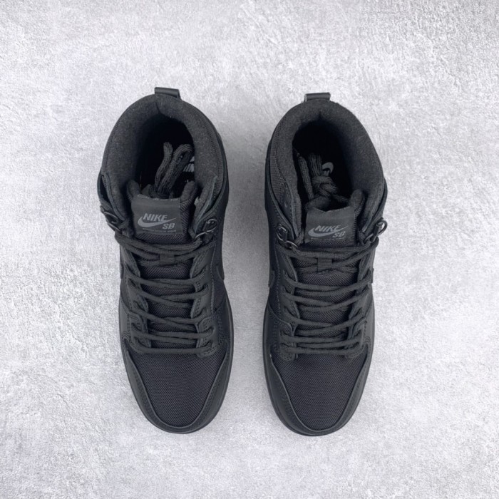 Nike SB Dunk High Bota