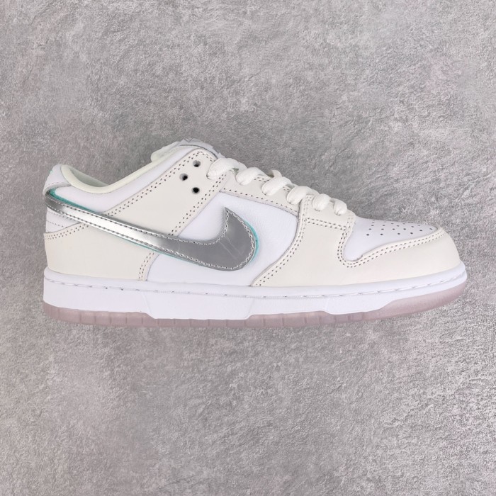 Nike SB Dunk Low Diamond Supply Co White Diamond