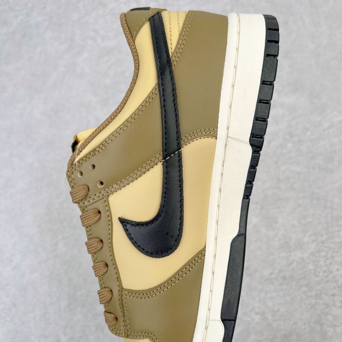 Nike Dunk Low Dark Driftwood (W)