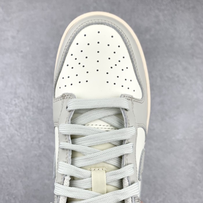 Nike Dunk Low Sail Light Bone (W)