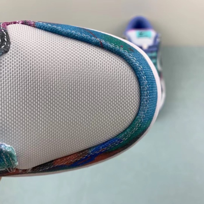 Nike SB Dunk Low Futura Laboratories Bleached Aqua