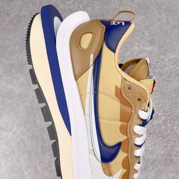 Nike Vaporwaffle sacai Sesame Blue Void