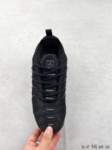 Nike Air VaporMax Plus Triple Black