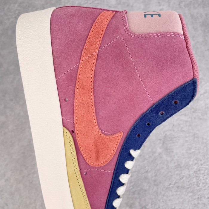 Nike Blazer Mid 77 Desert Berry