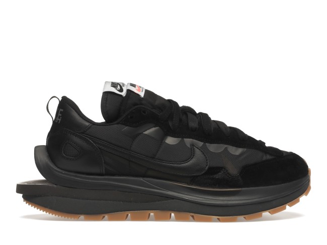 Nike Vaporwaffle sacai Black Gum