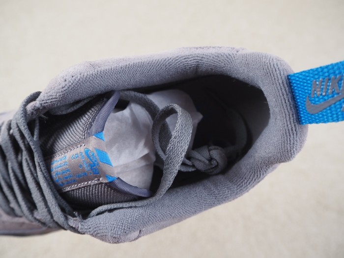 Nike Air Force 1 Low Cut Out Swoosh Grey