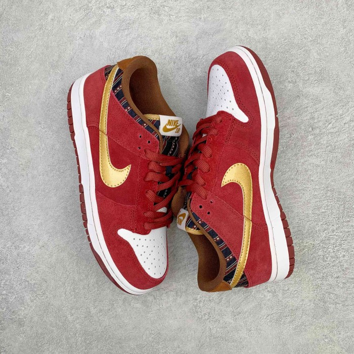 Nike SB Dunk Low Anchorman