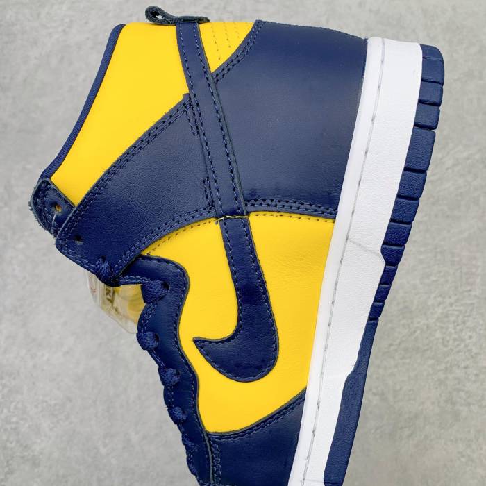 Nike Dunk High Michigan