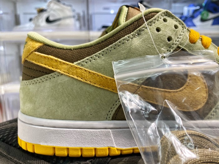 Nike Dunk Low Dusty Olive