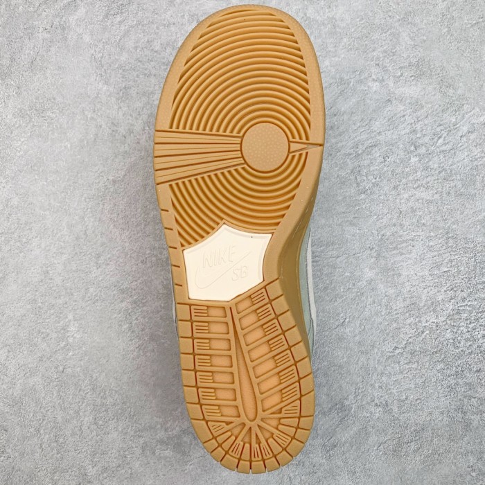 Nike SB Dunk Low Island Green Gum