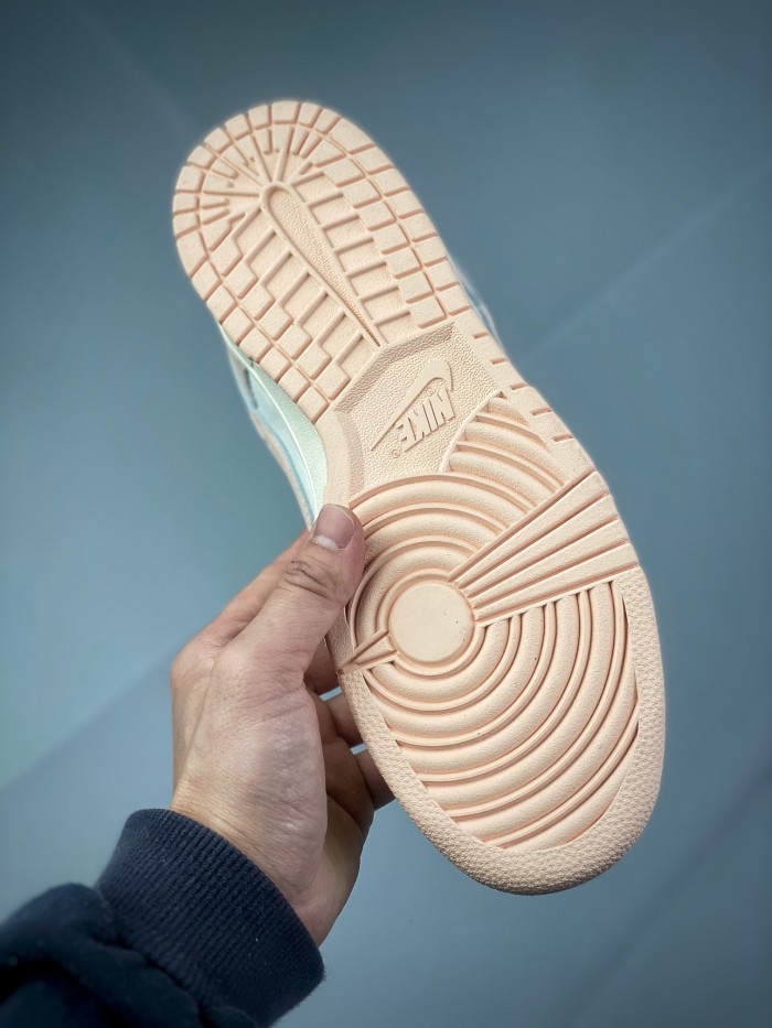 Nike Dunk Low Orange Pearl (W)