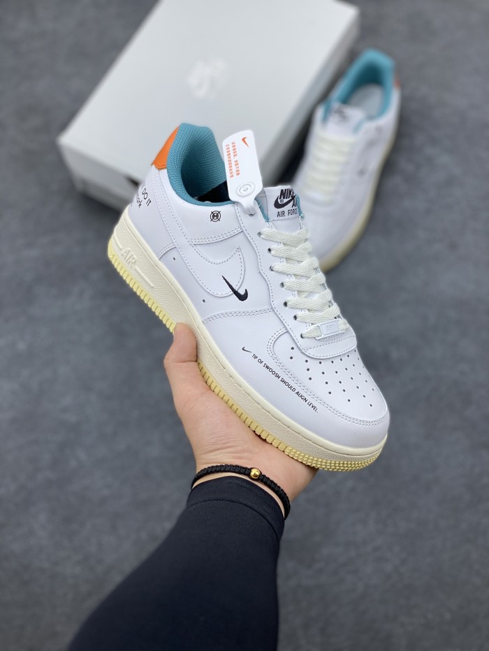 Nike Air Force 1 Low '07 LE Starfish