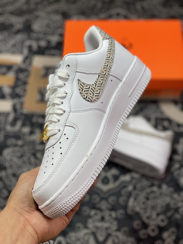 Nike Air Force 1 Low LX United in Victory White (Women's)