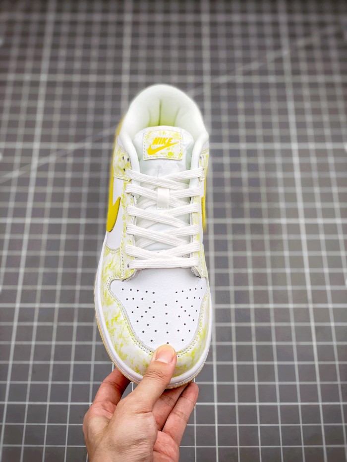 Nike Dunk Low Yellow Strike (W)