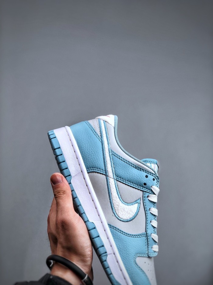 Nike Dunk Low Retro Fleece Swoosh Worn Blue