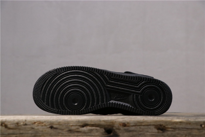 Nike Air Force 1 Mid '07 Triple Black (2021)