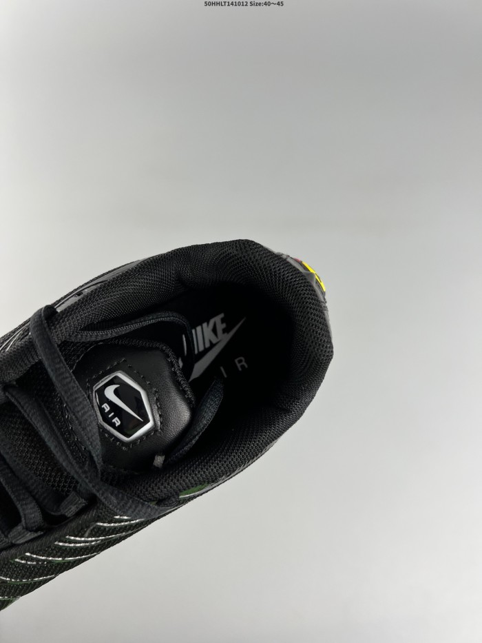 Nike Air Max Plus Triple Black