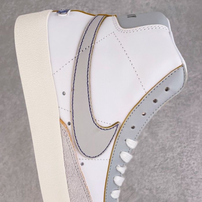 Nike Blazer Mid 77 Label Maker (W)