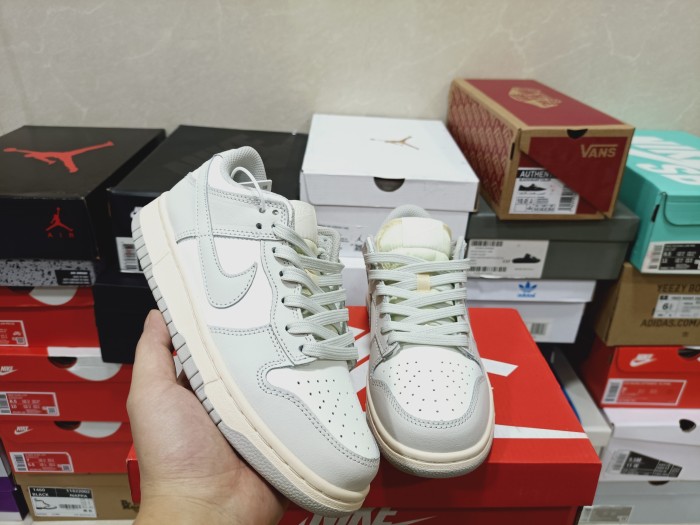 Nike Dunk Low Photon Dust (W)