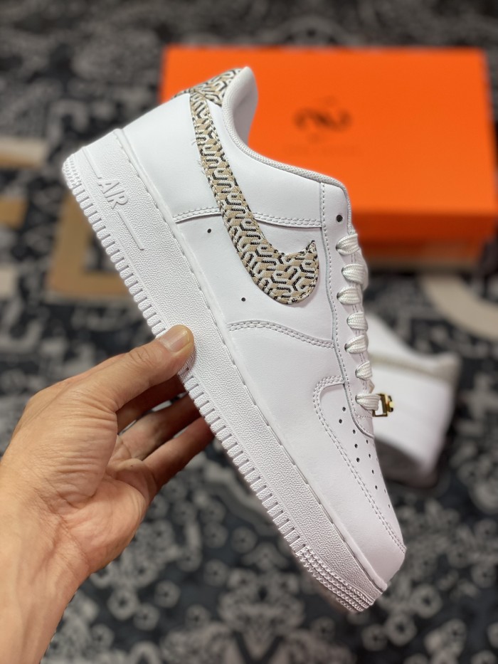 Nike Air Force 1 Low LX United in Victory White (Women's)