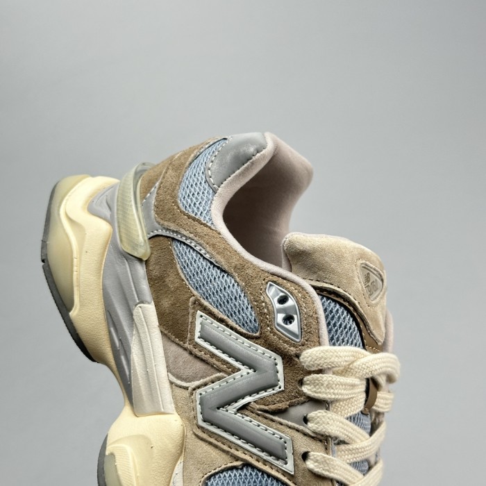 New Balance 9060 Mushroom