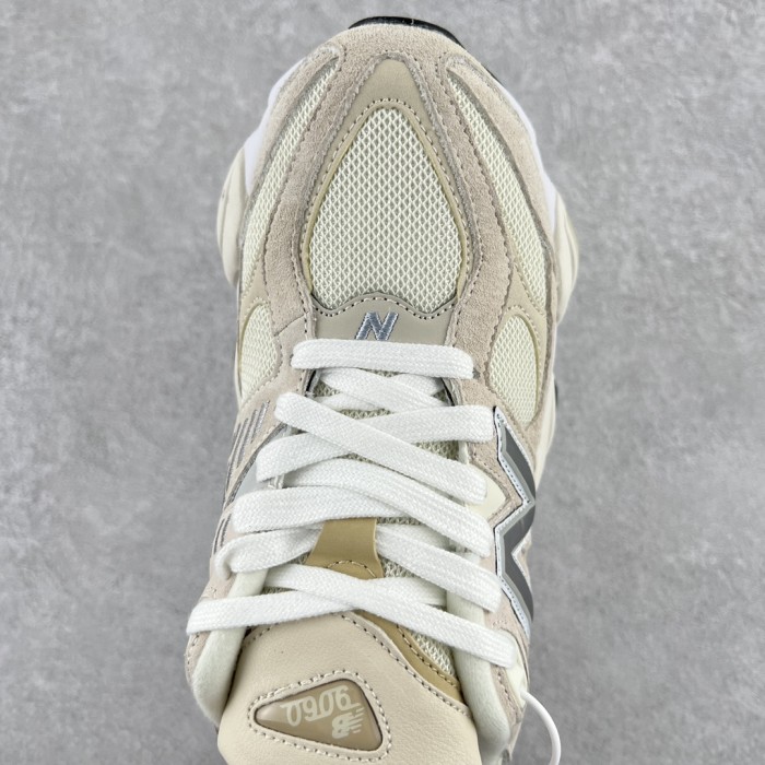 New Balance 9060 Moonbeam Sea Salt
