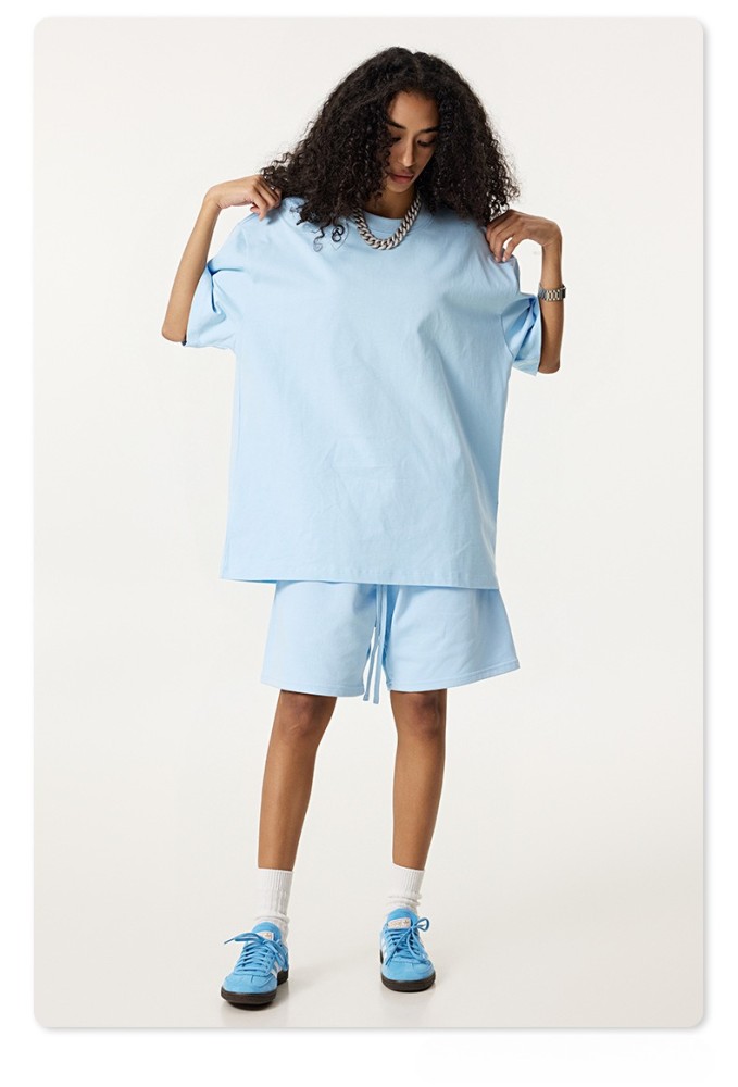Oversized T-shirt and shorts set 20 colors Customized logo