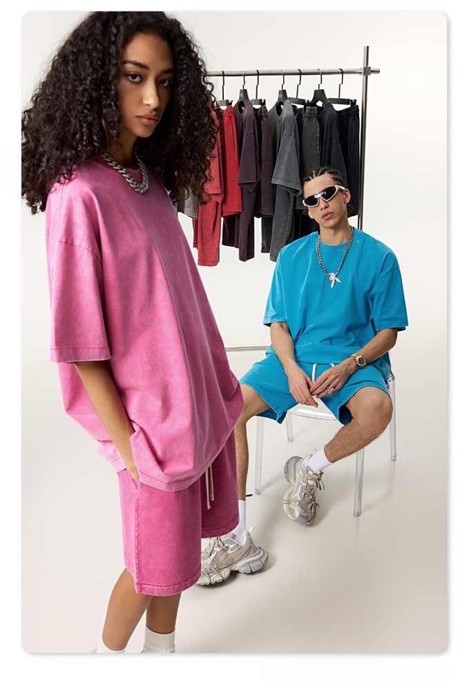 Oversized T-shirt and shorts set 8 colors Customized logo
