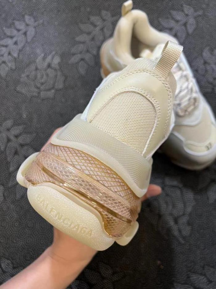 Balenciaga Triple S Clear Sole Beige