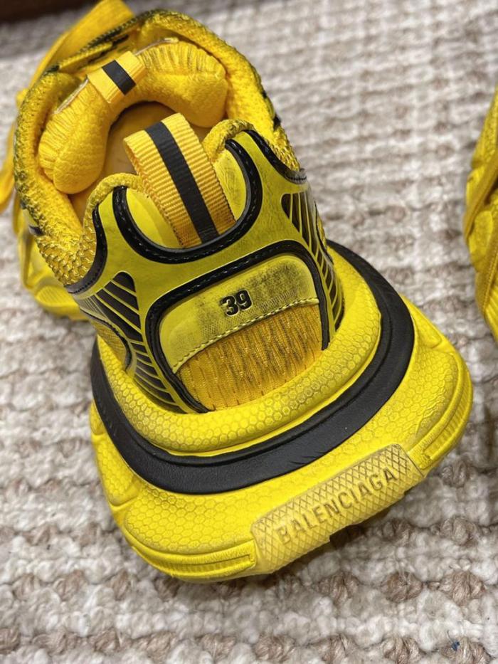 Balenciaga 3XL Yellow