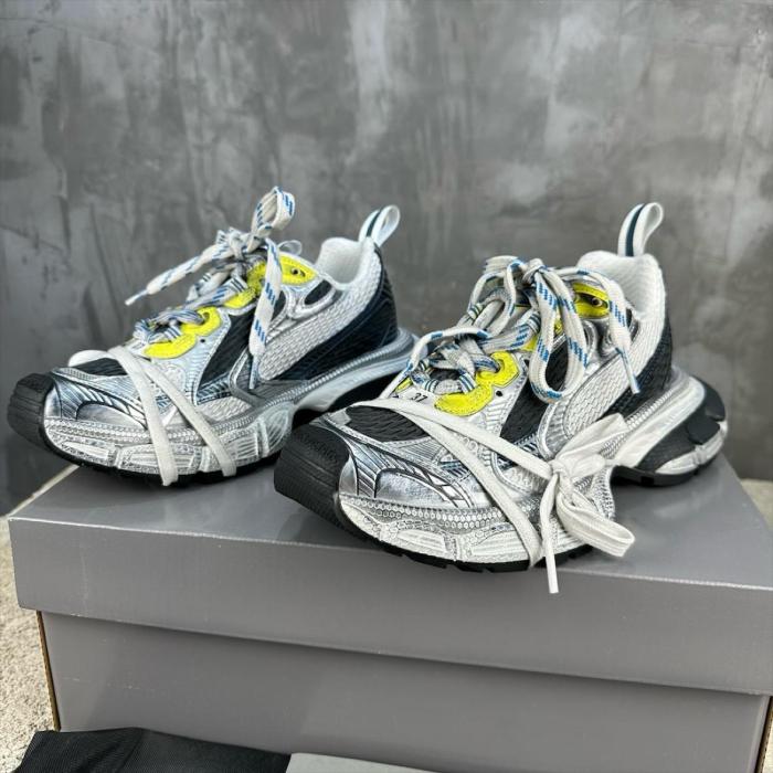 Balenciaga 3XL White Blue Yellow