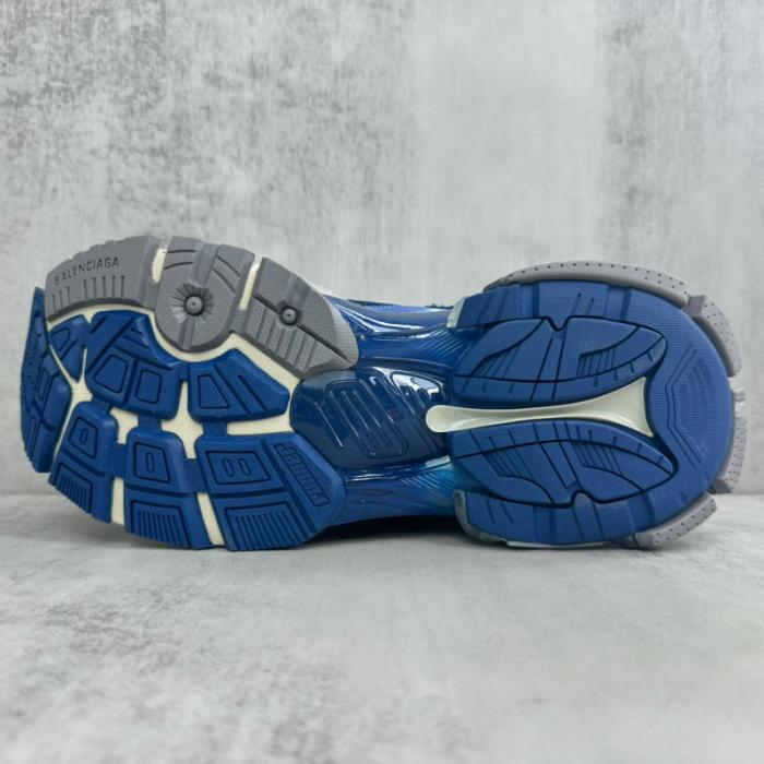 Balenciaga Runner Gradient Distressed Style Low Top Casual Shoes Men's Blue