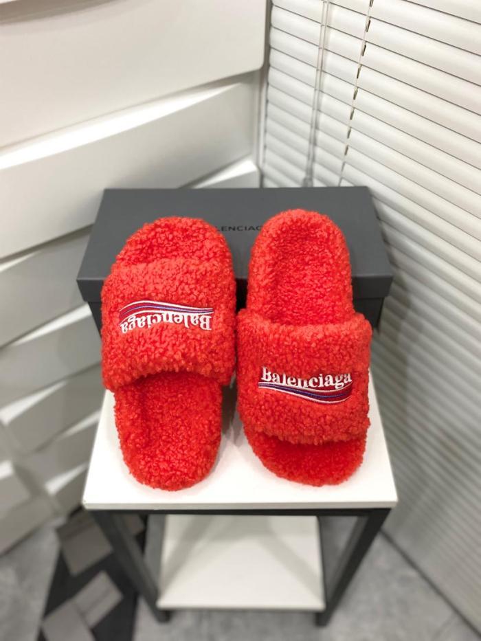 Balenciaga Furry Slide Red 654747W2DO16596