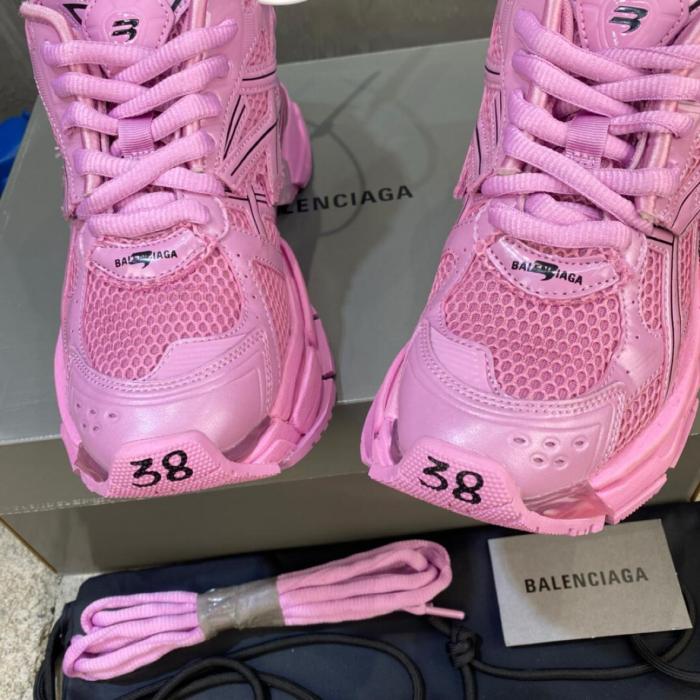 Balenciaga Runner Pink