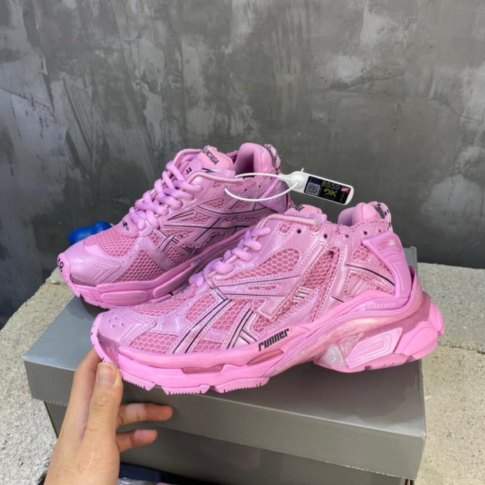 Balenciaga Runner Pink