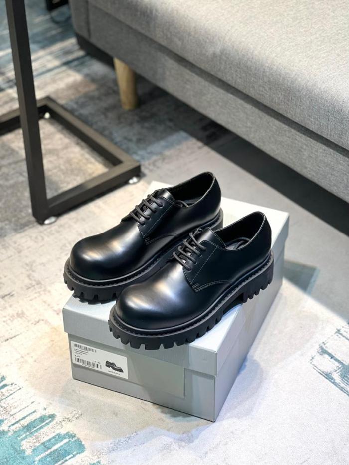Balenciaga MEN'S SERGENT 20MM DERBY IN BLACK 701393WBD401000