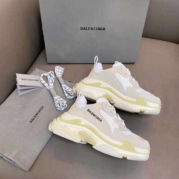 Balenciaga Triple S White (W)